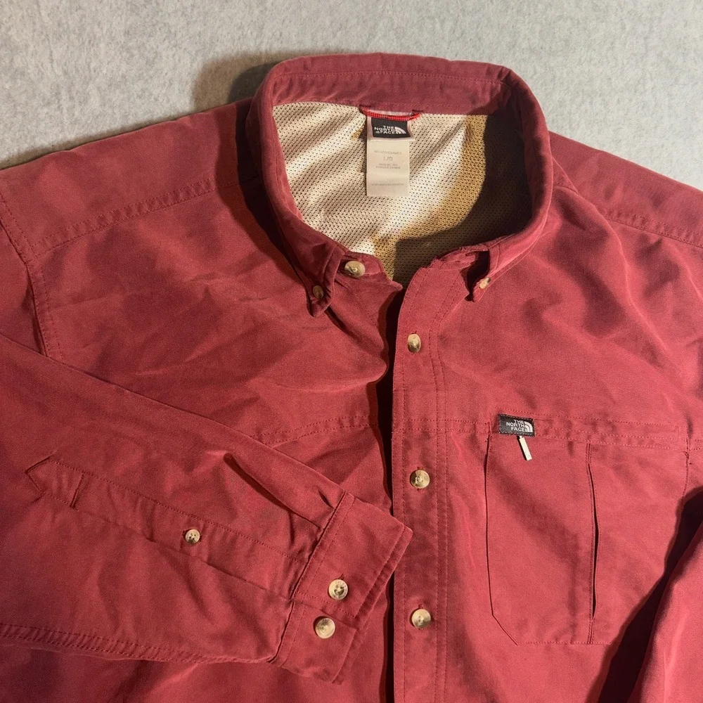 The North Face Mens Large Red Long Sleeve Button Down Hiking Shirt Mesh Vented